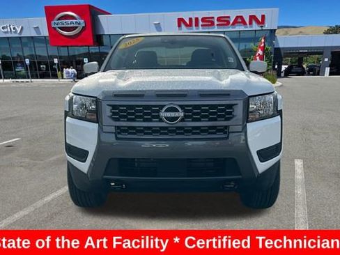 Certified 2025 Nissan Frontier SV image 8