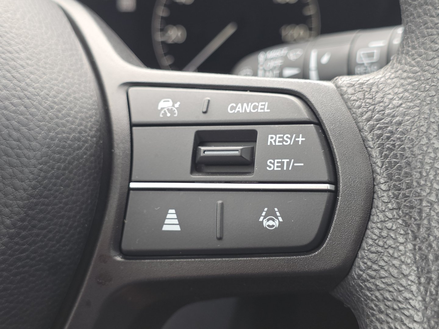 Certified 2025 Honda CR-V EX image 29