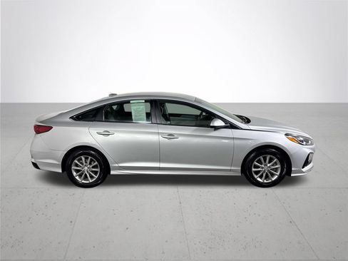 Used 2019 Hyundai Sonata SE FWD image 5