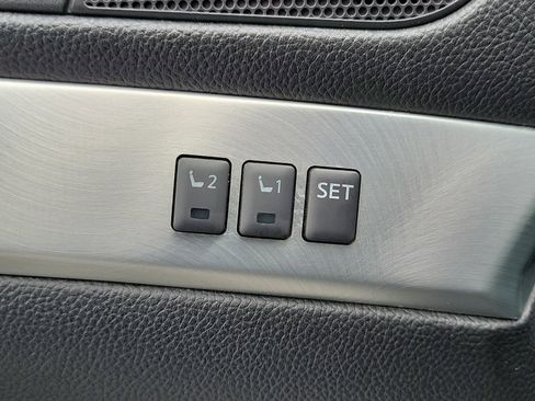 Used 2014 INFINITI Q60 Journey w/ Premium Package image 33