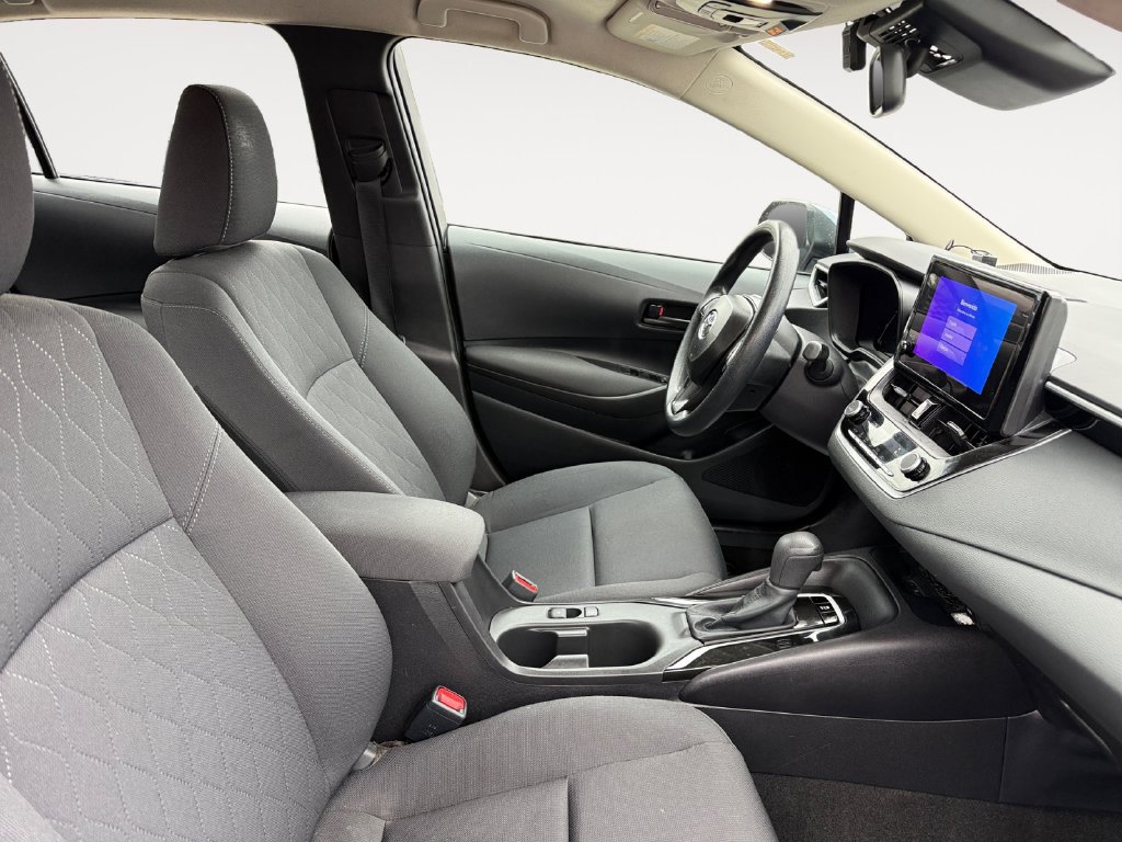 Used 2026 Toyota Corolla LE w/ LE Premium Package FWD image 15