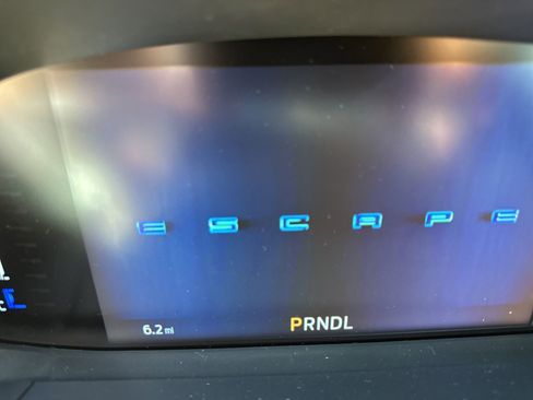 Used 2025 Ford Escape ST-Line image 9