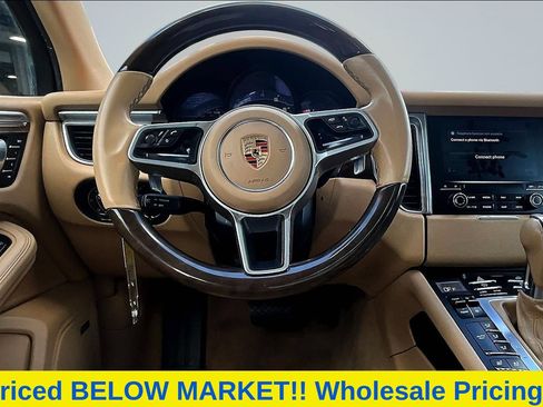 Used 2017 Porsche Macan AWD/4WD image 9