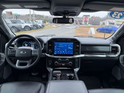 Used 2023 Ford F150 Lariat w/ Trailer Tow Package image 43