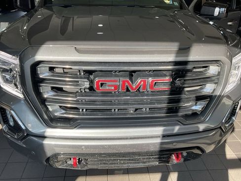 Used 2021 GMC Sierra 1500 AT4 w/ AT4 Premium Package image 12