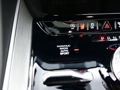 New 2026 Jeep Grand Wagoneer L Limited AWD/4WD image 26