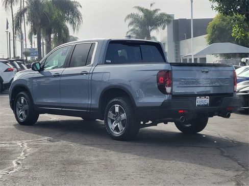 Used 2025 Honda Ridgeline RTL image 2