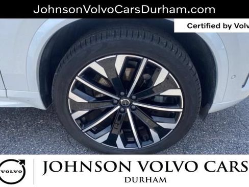 Used 2026 Volvo XC90 B5 Ultra AWD/4WD image 13