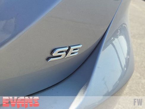 Certified 2024 Toyota Camry SE image 3