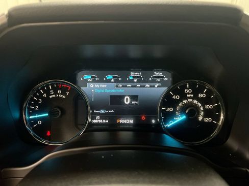Used 2020 Ford F150 Lariat w/ Equipment Group 502A Luxury AWD/4WD image 12