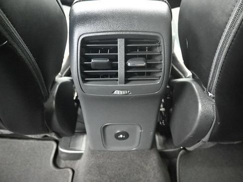 Used 2025 Ford Escape ST-Line AWD/4WD image 24