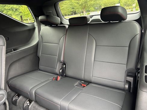 Used 2024 Chevrolet Traverse RS w/ LPO, Floor Liner Package image 43