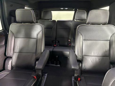 Used 2022 Chevrolet Tahoe Premier image 39