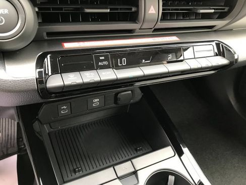 New 2026 Toyota Prius LE image 17