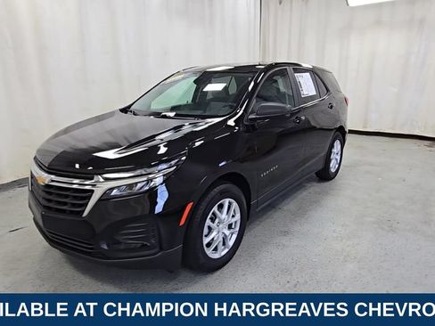 Certified 2023 Chevrolet Equinox LS w/ LS Convenience Package FWD image 5