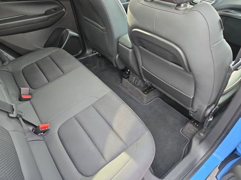 Used 2023 Chevrolet TrailBlazer RS w/ Sun and Liftgate Package image 14