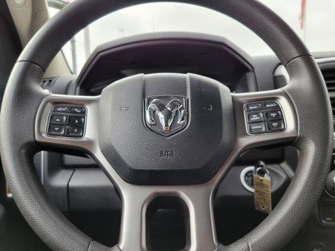 Used 2024 RAM 1500 Classic SLT AWD/4WD image 12