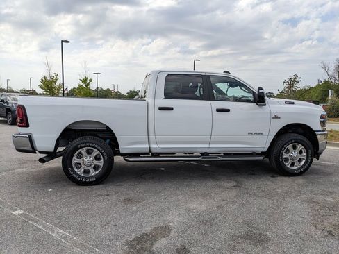 Used 2025 RAM 2500 Big Horn AWD/4WD image 22