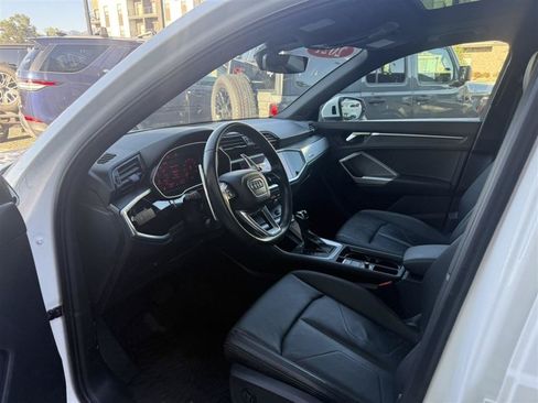 Used 2021 Audi Q3 2.0T Premium AWD/4WD image 32