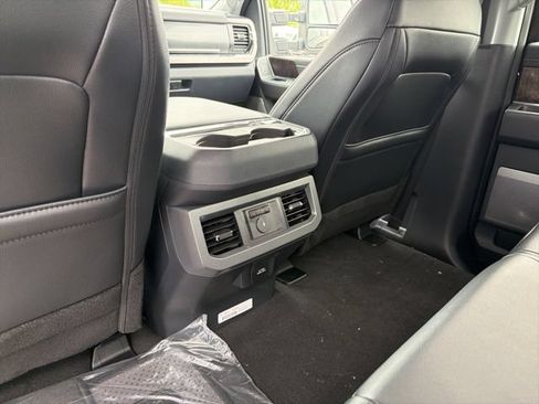 New 2026 Ford F350 Lariat w/ Black Appearance Package AWD/4WD image 9
