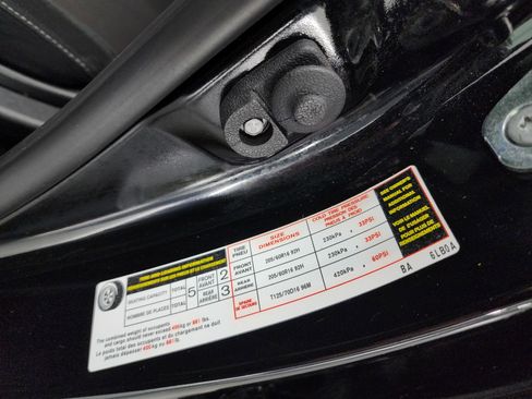 Used 2023 Nissan Sentra SV image 50