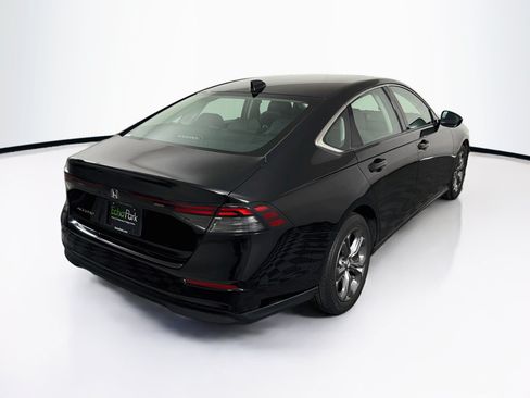 Used 2023 Honda Accord EX image 9