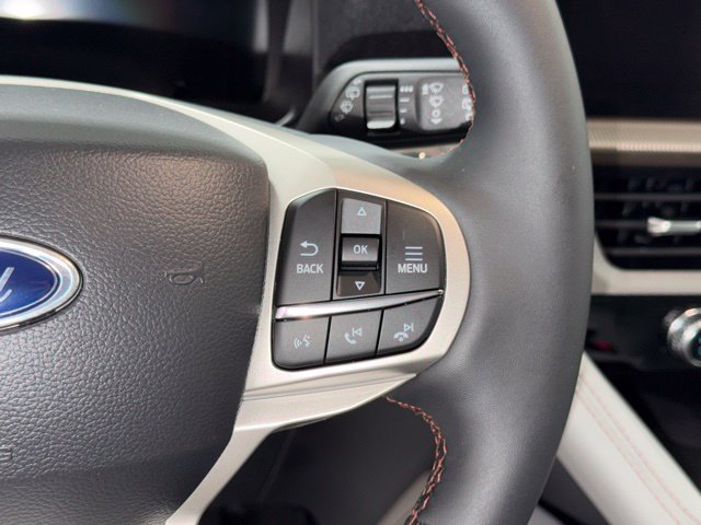 New 2026 Ford Explorer Active w/ Active Comfort Package AWD/4WD image 17