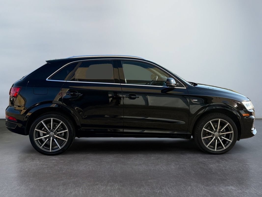 Used 2018 Audi Q3 2.0T Premium Plus w/ Premium Plus Package AWD/4WD image 4