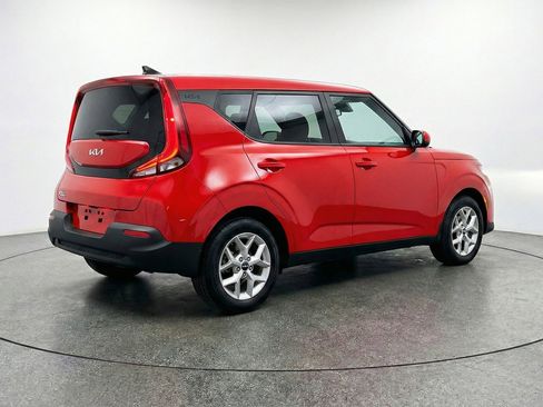 Used 2025 Kia Soul LX w/ LX Technology Package image 9