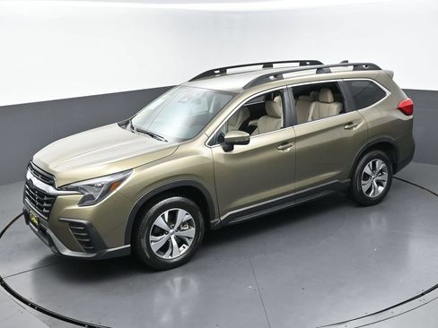 Used 2023 Subaru Ascent Premium w/ Convenience Package AWD/4WD image 39