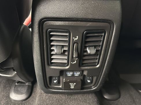 Used 2022 Dodge Durango SRT w/ Premium Interior Group image 28