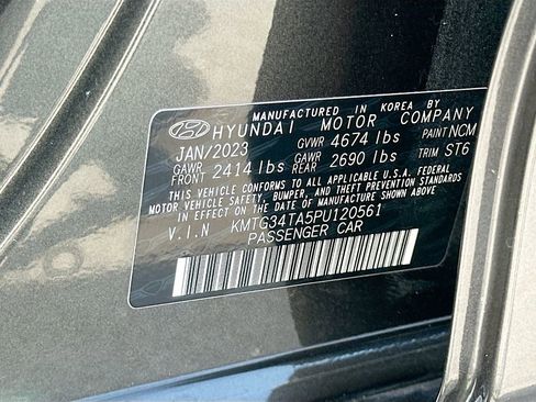 Used 2023 Genesis G70 2.0T w/ Sport Prestige Package RWD image 33