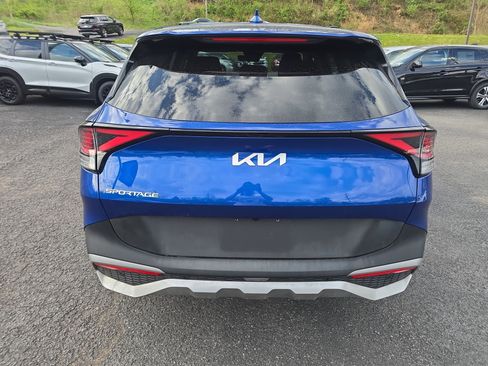 Used 2023 Kia Sportage EX image 5