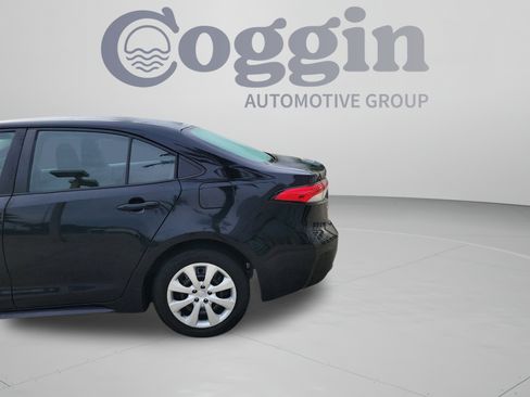 Used 2024 Toyota Corolla LE FWD image 29