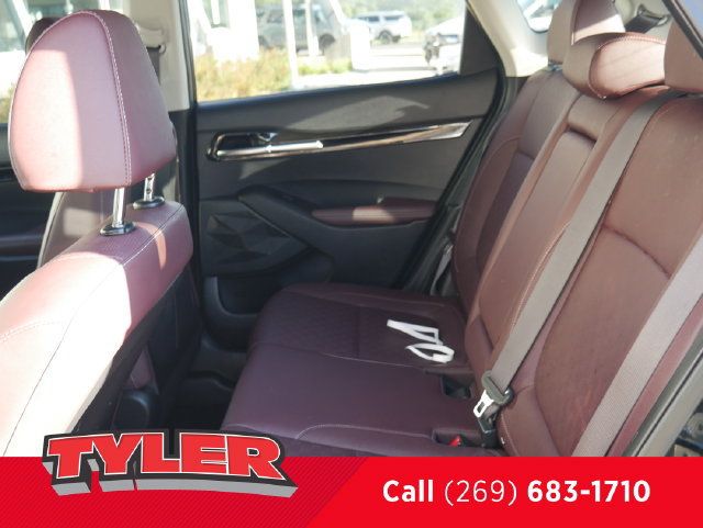 Used 2023 Kia Seltos SX AWD/4WD image 37