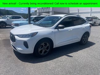Used 2023 Ford Escape ST-Line w/ Tech Pack #1 AWD/4WD video 1