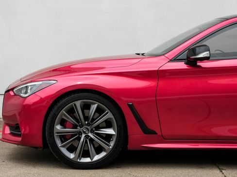 Used 2019 INFINITI Q60 Red Sport 400 w/ Proassist Package AWD/4WD image 12