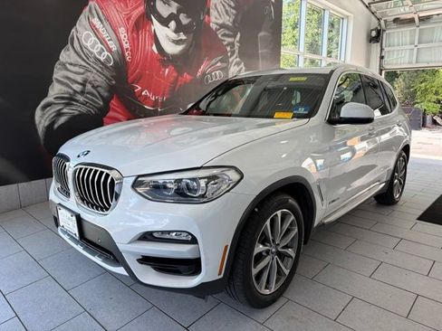 Used 2018 BMW X3 xDrive30i AWD/4WD image 1