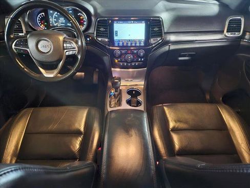 Used 2020 Jeep Grand Cherokee Limited image 19