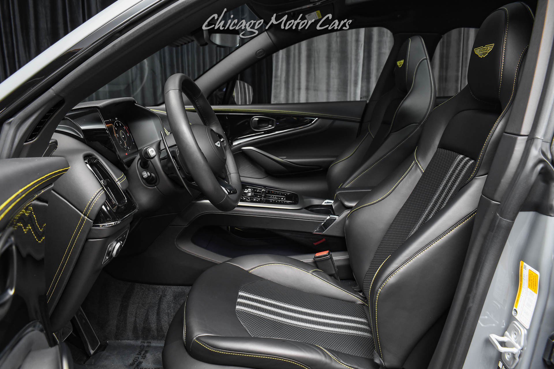 Used 2025 Aston Martin DBX 707 AWD/4WD image 18