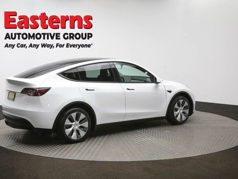 Used 2021 Tesla Model Y Long Range image 40