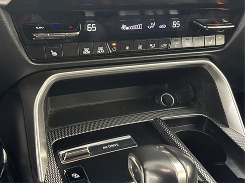 Used 2024 MAZDA CX-90 Plug-In Hybrid w/ Premium Pkg AWD/4WD image 37