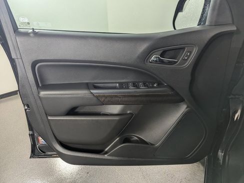 Used 2022 GMC Canyon Elevation image 9