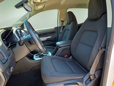 Used 2022 Chevrolet Colorado LT RWD image 17