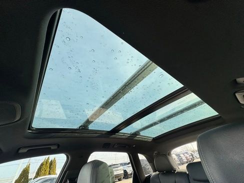 Used 2022 Audi SQ5 Premium Plus w/ Premium Plus Package image 28