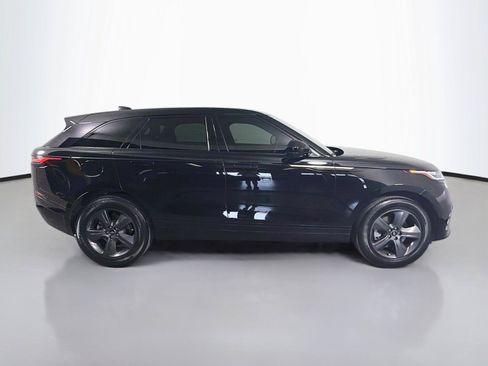 Certified 2022 Land Rover Range Rover Velar R-Dynamic S AWD/4WD image 4