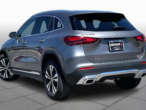 New 2026 Mercedes-Benz GLA 250 GLA 250 image 4
