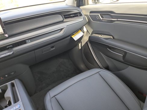 New 2026 Kia EV9 Light image 20