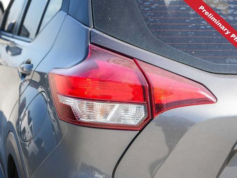 Used 2020 Nissan Kicks SR w/ SR Premium Package FWD image 9
