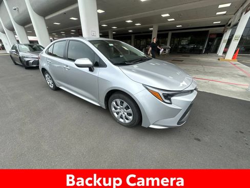 Used 2023 Toyota Corolla LE FWD image 7